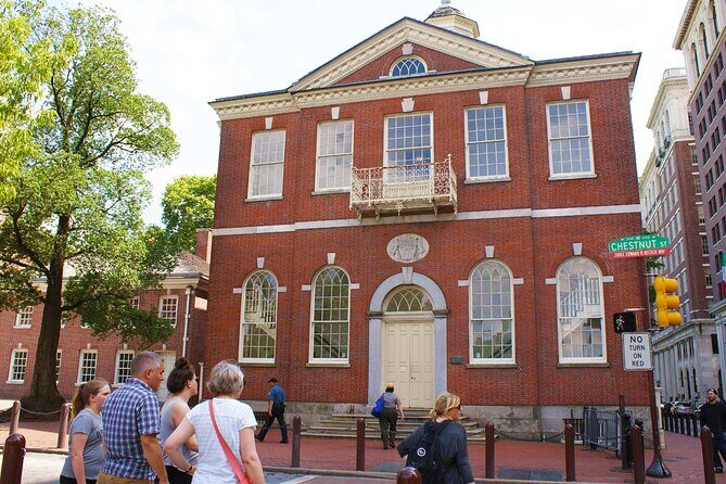 90 Minute History Walking Tour of Old City Philadelphia - U.S. Mint Stop: Follow the Money, Then Learn the Coin Fact