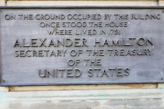 Alexander Hamilton Private Group Walking Tour in Philadelphia - Franklin Court and constitutional debate in walking distance