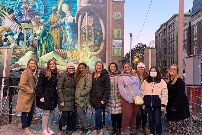 Badass Women's History Walking Tour of Philadelphia - The Philadelphia Sketch Club and women artists on Camac Street