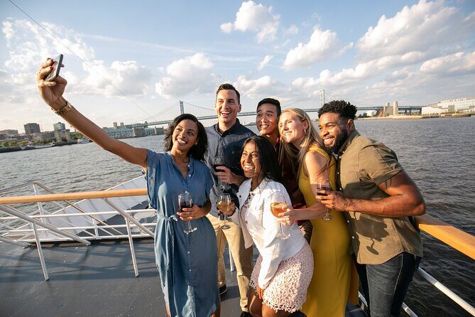 City Cruises Philadelphia: Signature Buffet Lunch Cruise - Photos, windows, and that gangplank moment