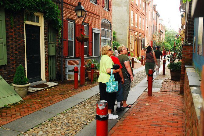 City Sightseeing Walking Tour – Founding Fathers and Mothers - Liberty Bell: The Landmark You’ll Remember Long After