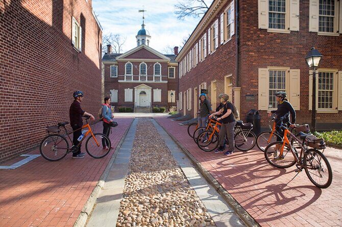 Classic Philadelphia City Bike Tour - Liberty Bell to Independence Hall: The Founding-Era Pair