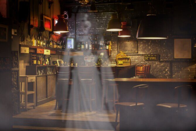 Haunted Pub Crawl - Stop-by-stop: from the National Constitution Center to Benjamin Franklin’s grave
