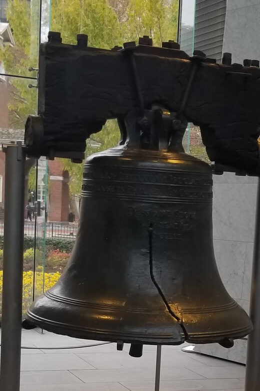 NYC & New Jersey: Philadelphia and Princeton University Tour - Betsy Ross House: A small place with big leverage