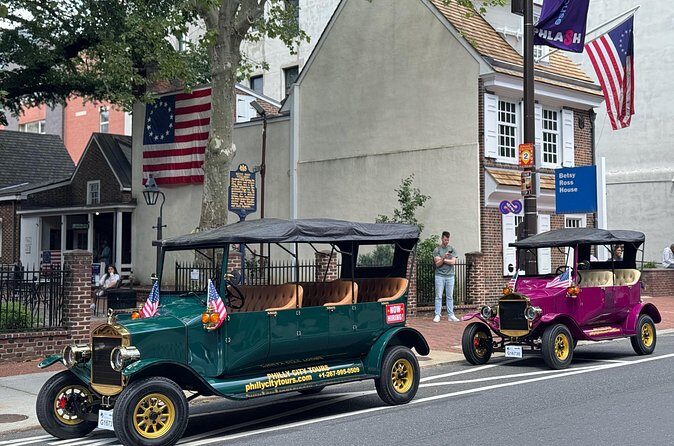 One Hour Tour Of Philadelphia Historical Sites In A Vintage Car - Elfreth’s Alley: the oldest continuously lived-on street in America