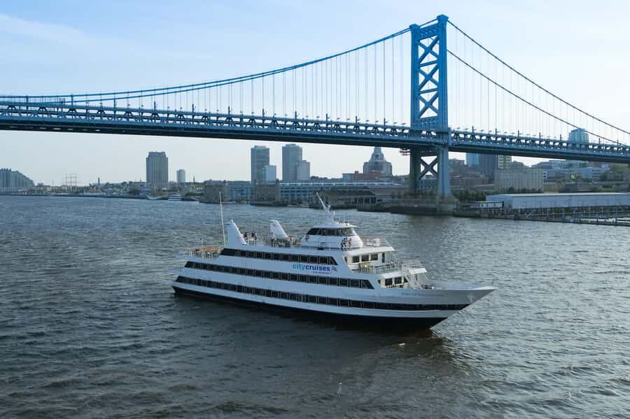 Philadelphia: Buffet Brunch, Lunch, or Dinner Cruise - Price and What $68 Actually Buys You