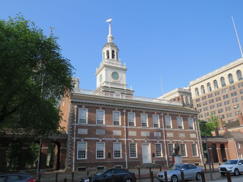 Philadelphia: Colonial Philadelphia Walking Tour - Christ Church Philadelphia: the churchyard stories you won’t forget