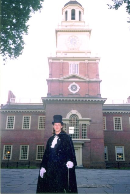 Philadelphia Ghost Tour by Candlelight - Independence National Park: Independence Hall through a spooky lens