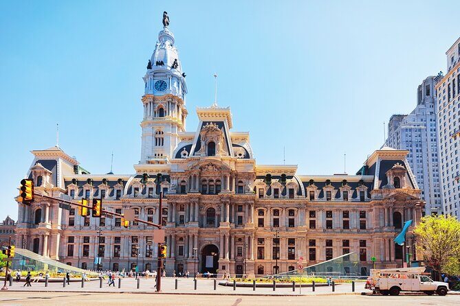 Philadelphia Historic Sites Self-Guided Walking Tour - Independence Square and Independence Hall: Congress, votes, and the Declaration in place