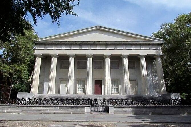 Philadelphia Must-See Private Walking Tour With A Guide - A tight 2-hour route through Philadelphia’s independence story