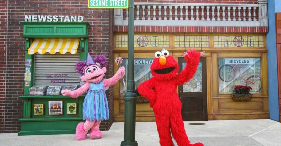 Philadelphia: Official Sesame Place Entry Ticket - Arriving and finding your way: ticket booths and park hours