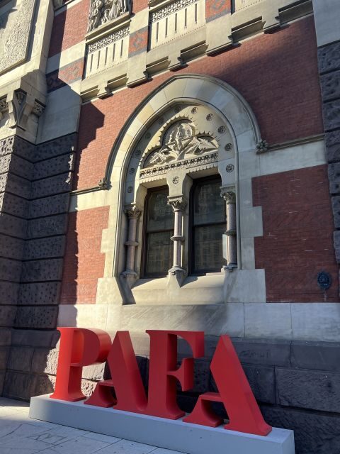 Philadelphia: Street Art Walking Tour with a Local Guide - Starting at Love Park: the meeting spot and how the walk flows