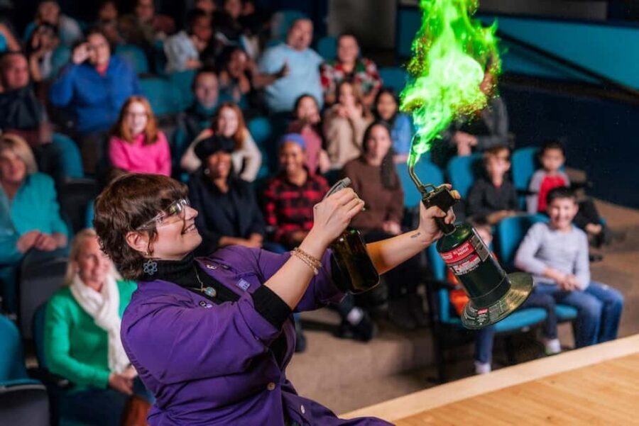Philadelphia: The Franklin Institute Entry Ticket - Don’t Skip the Included Daily Dissections