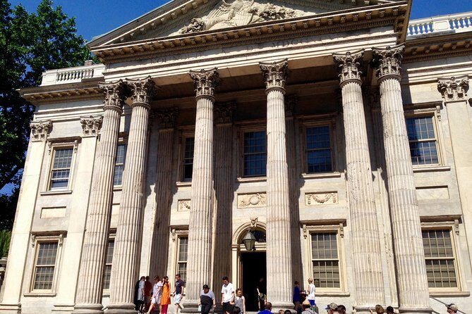 See My Philadelphia: Private, Customized Tours - Christ Church: Founding Fathers’ Seat, George Washington’s Pew