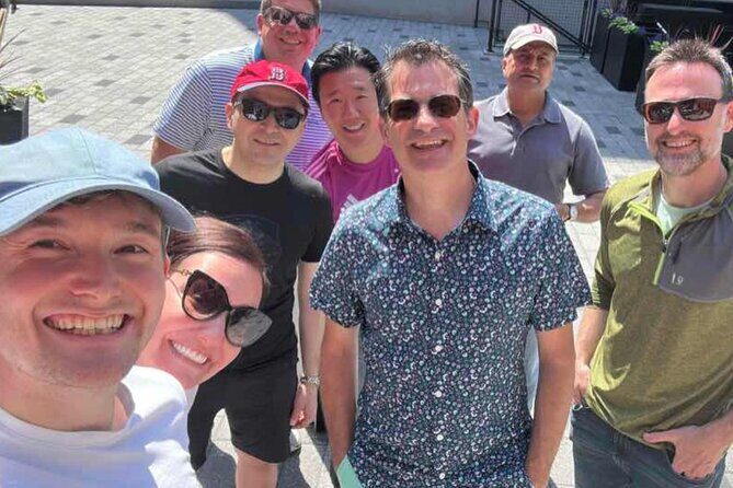 Self-Guided Philadelphia Scavenger Hunt: People Who Made America - Roles and Photo Challenges: Why It Feels Like a Team Game