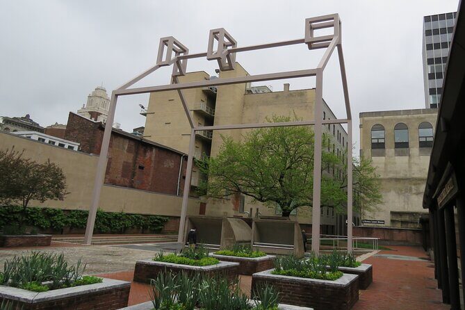 Small-Group Alexander Hamilton Public Walking Tour in Philadelphia - Should You Book This Alexander Hamilton Public Walking Tour?