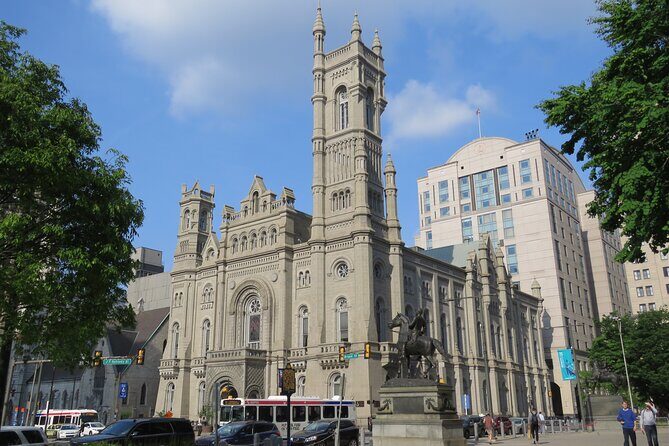 Small-Group Public Walking Tour Exploring Philadelphia's Gilded Age to Now - From Art Deco Shopping to Opera-Era Architecture