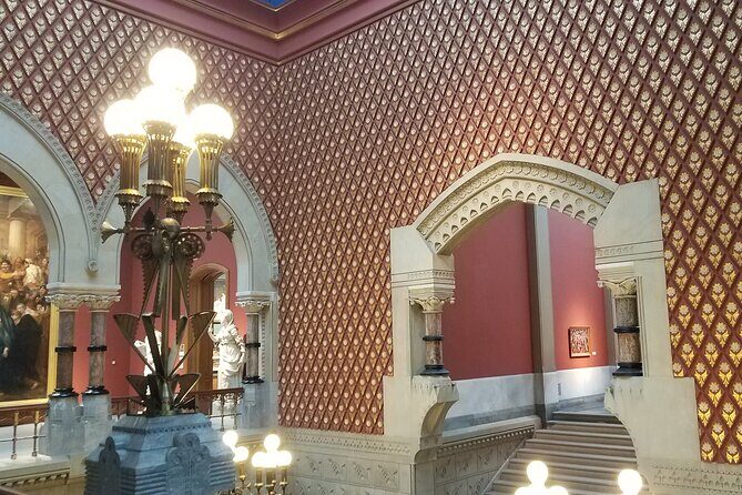 Small-Group Public Walking Tour Exploring Philadelphia's Gilded Age to Now - Tips to Make the Most of Your Walk