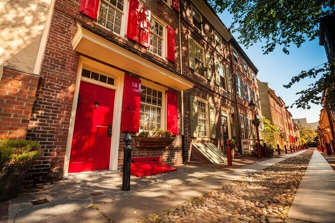Solve the Case: Self-Guided Mystery Puzzle Walk in Philadelphia - Elfreth’s Alley: solving in a street that dates to 1703