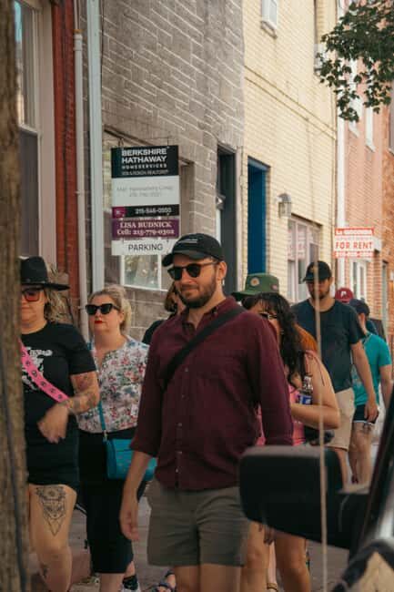 South Philadelphia: Its Always Sunny Walking Tour - Walking the Gang’s South Philly route in about two hours