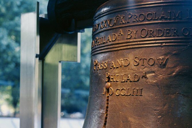 The Black Journey: An African-American History Walking Tour of Philadelphia - Starting at Independence Visitor Center: Timing, Route Shape, and Flow