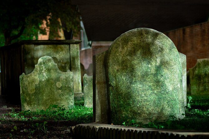 The Phantom Penance of Philadelphia Ghost Tour - Stop 2 and 3: Independence Hall and the Liberty Bell Center at Night